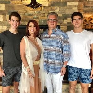 Meet your Posher, Kimmi